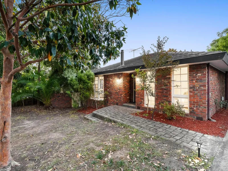 1/17 Lithgow Avenue, Blackburn, Vic 3130