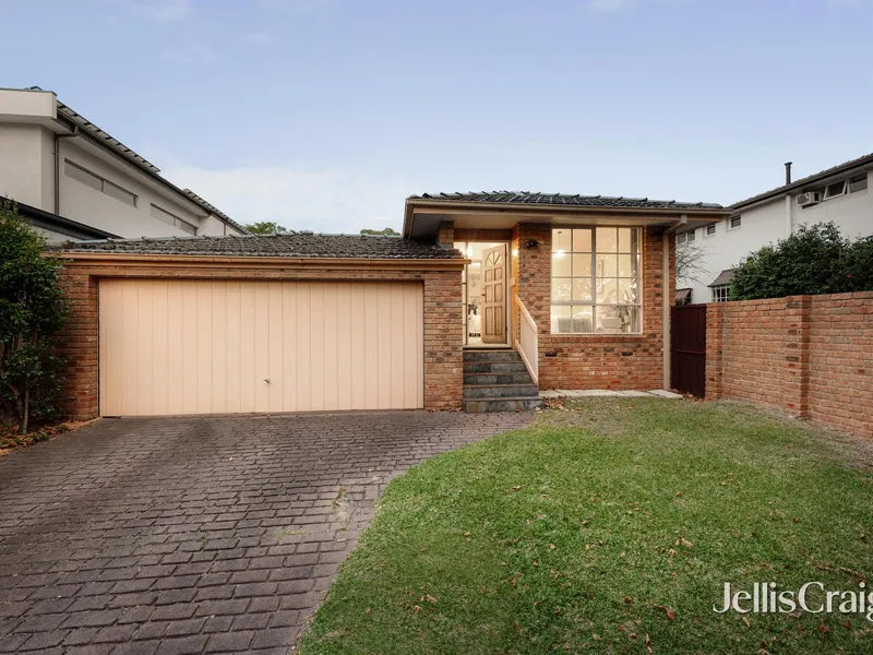 1/22 Clonaig Street, Brighton East, Vic 3187