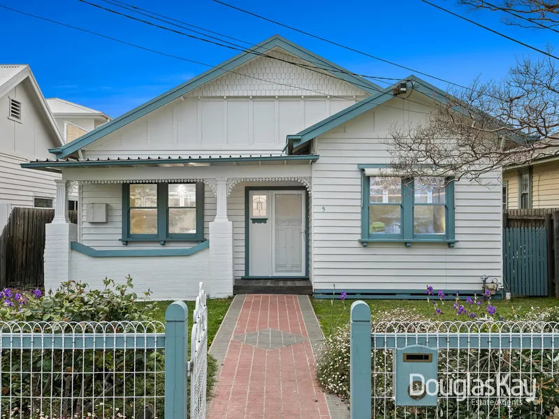 5 Tyler Street Sunshine VIC