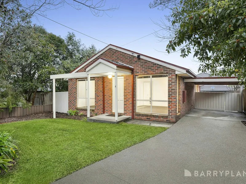 2/4 Surrey Rd Croydon VIC 3136