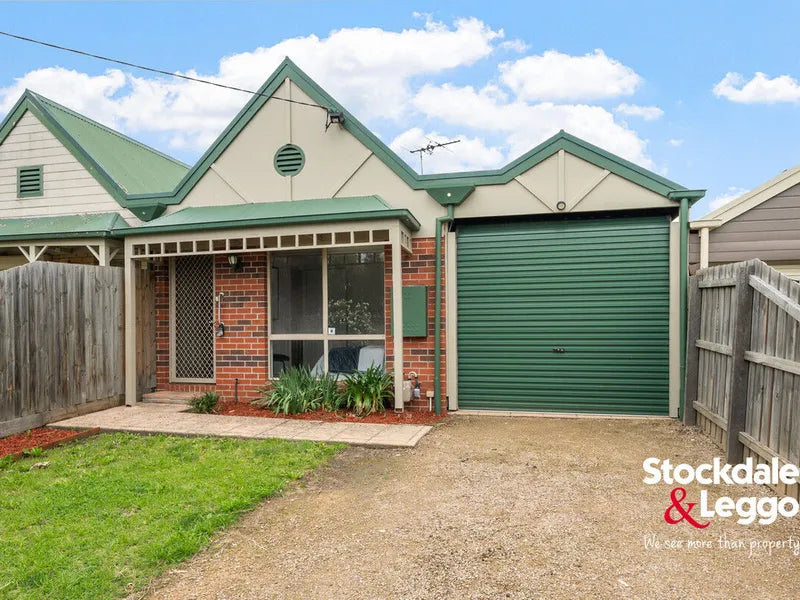 4 Bond Street, Hadfield, VIC 3046