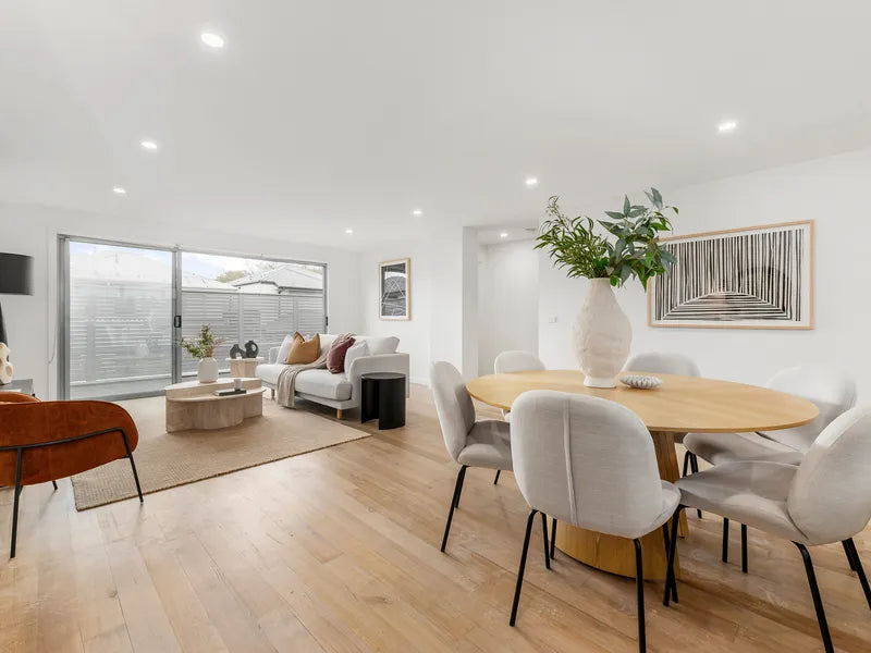 4/49 Rosamond Road, Maidstone, Vic 3012