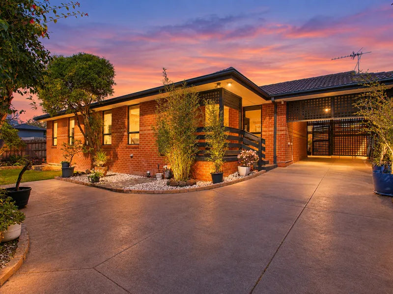 2/33 Mccomas Street, Reservoir, Vic 3073