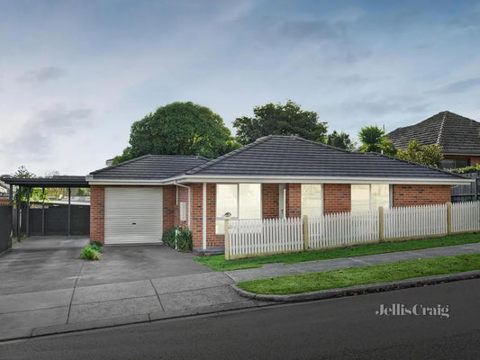 15 Munro Street, Macleod, Vic 3085