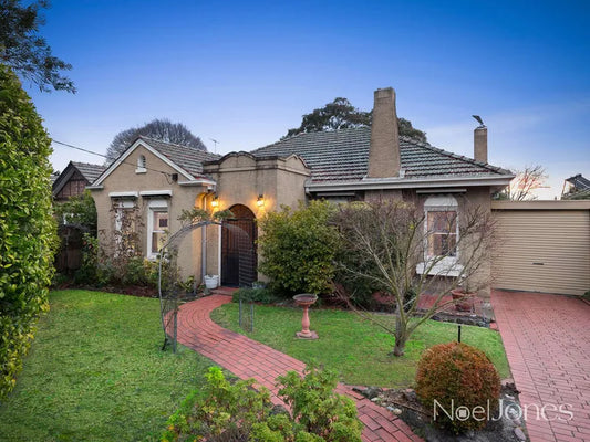 14 Holyrood Street Camberwell, VIC 3124