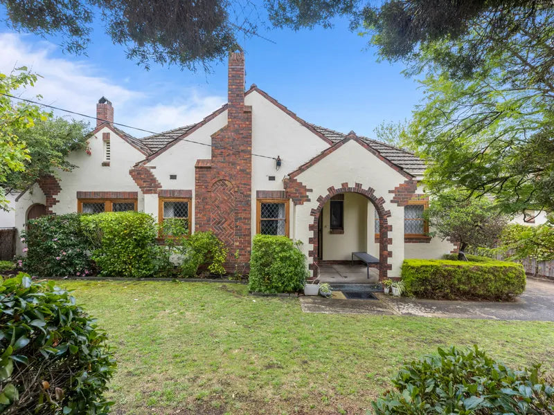 35 Fairmont Avenue, Camberwell, VIC 3124